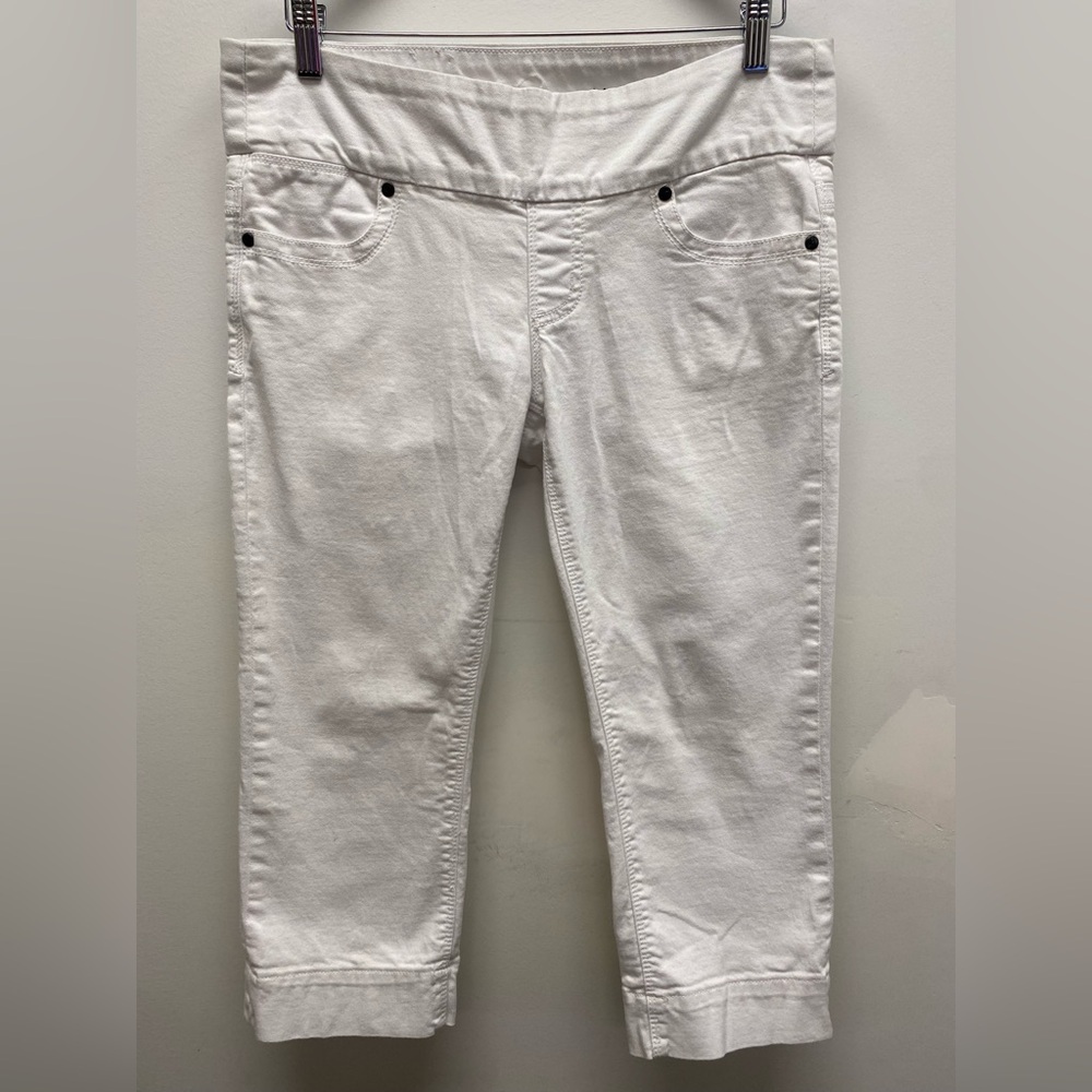 4 for $25 🤍 Lola Michelle 4 Way 360 Stretch White Capri Pants 🤍 Approx 12-14